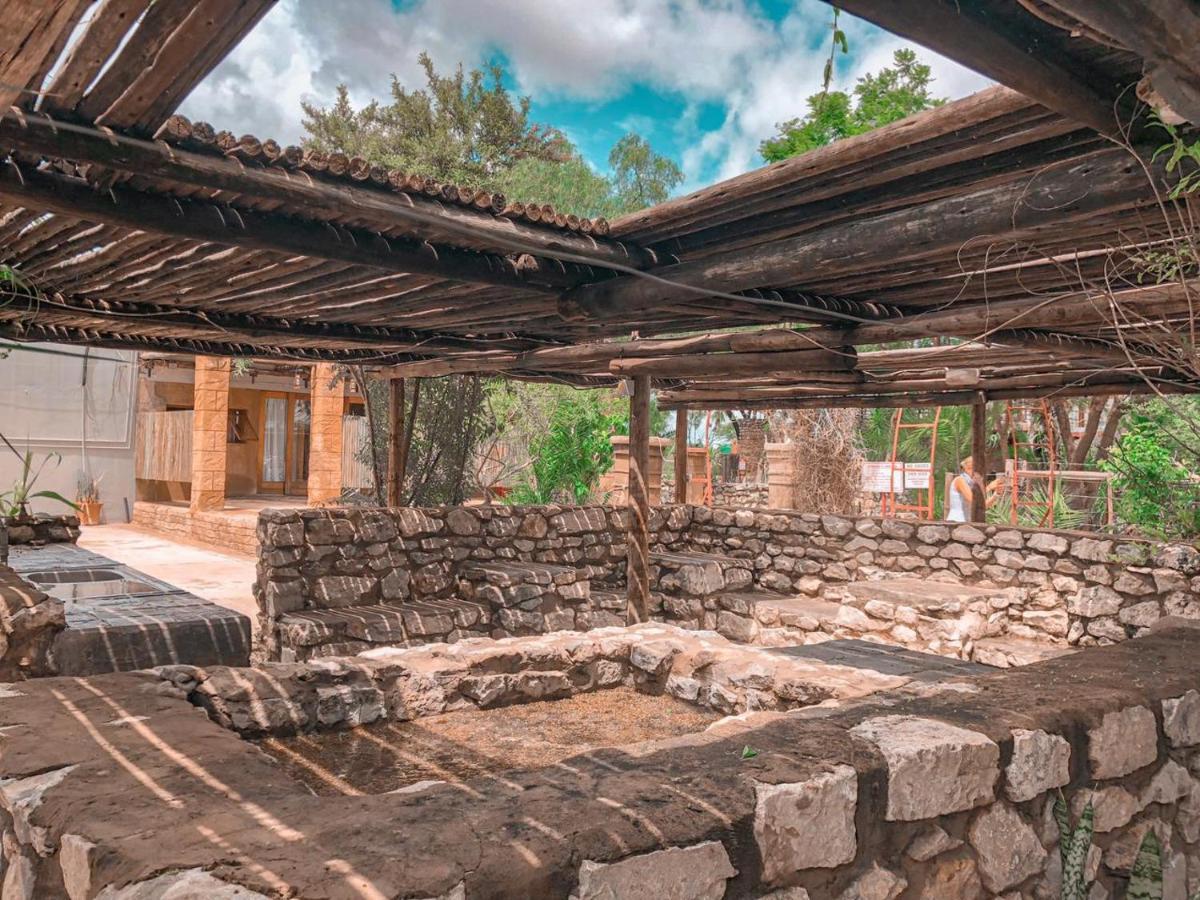 Nkisi Guesthouse Kang Kültér fotó