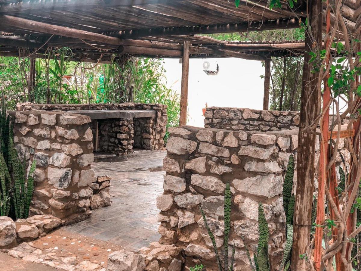 Nkisi Guesthouse Kang Kültér fotó